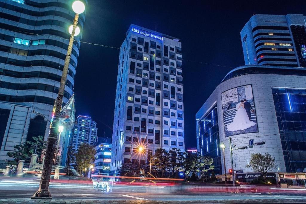 Ambassador Busan Haeundae Hotel Exterior photo